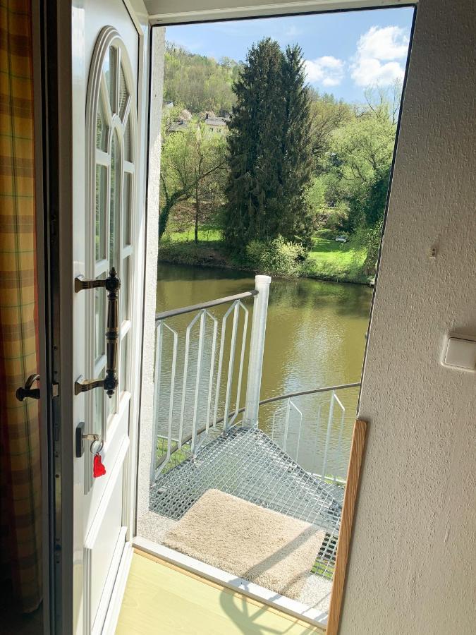 شقة Doppelzimmer An Der Lahn Ohne Kueche Obernhof المظهر الخارجي الصورة
